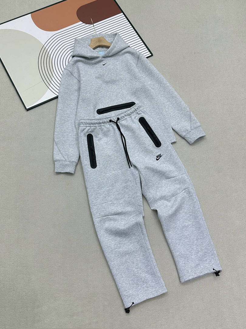 53136 Nike sports suit suitable for couples, European size