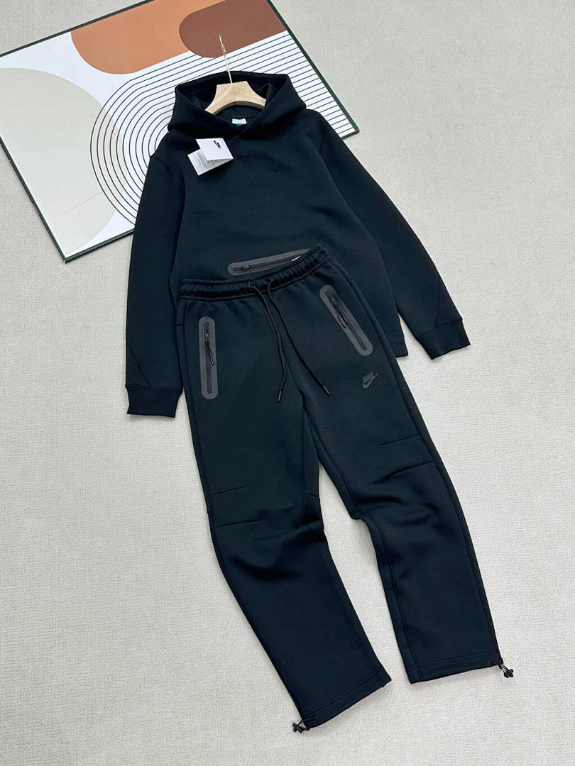 53136 Nike sports suit suitable for couples, European size