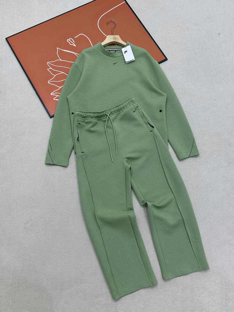 53147 Nike sports suit for men and women, couple style